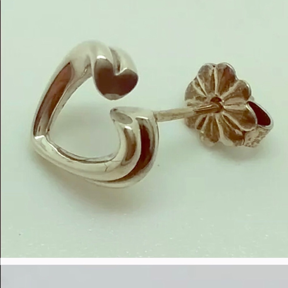 Tiffany’s paloma Picasso heart earrings new